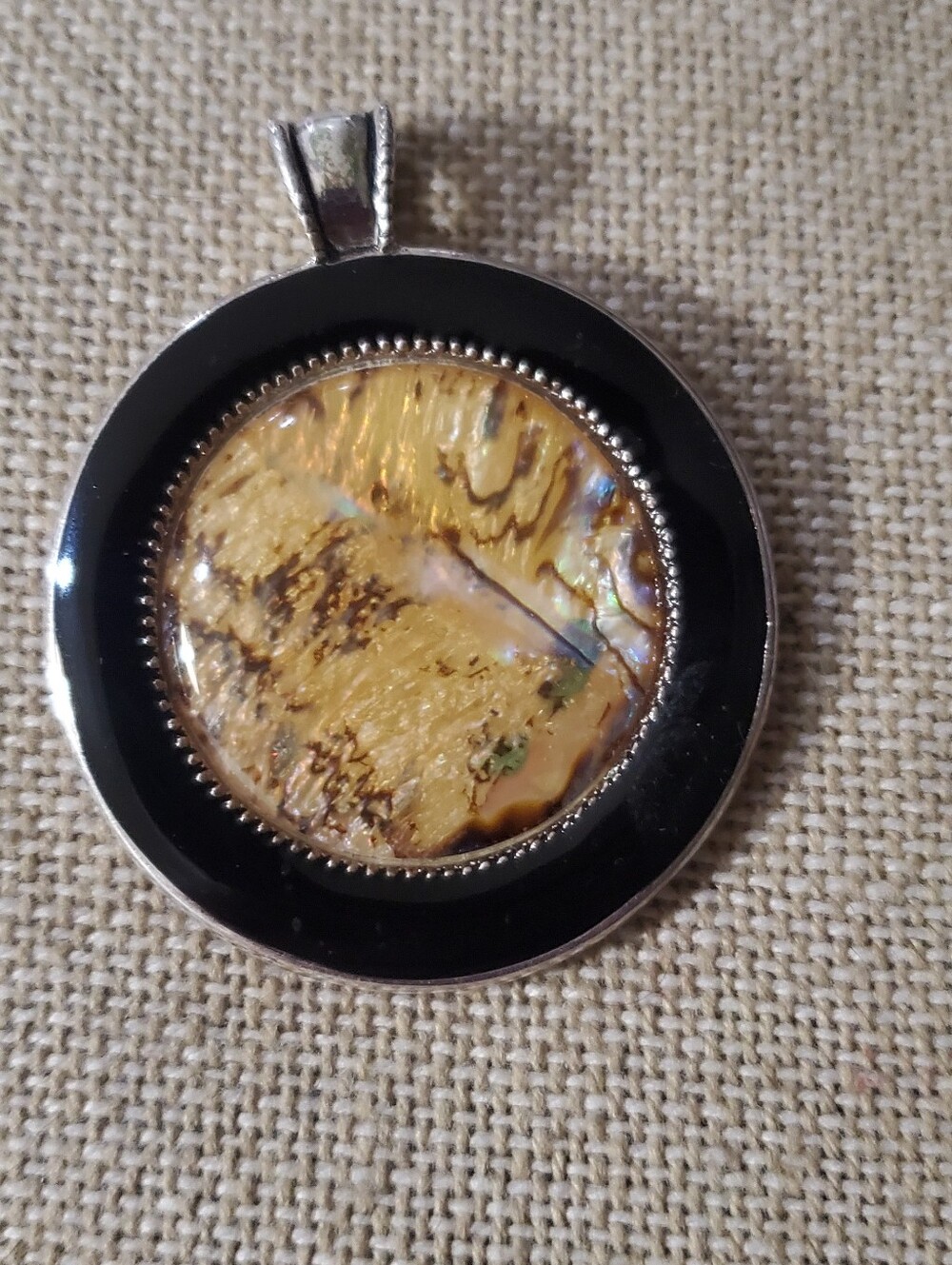 Vintage Monet Inlaid Iridescent Abalone Shell & Black Onyx Circle Pendant
